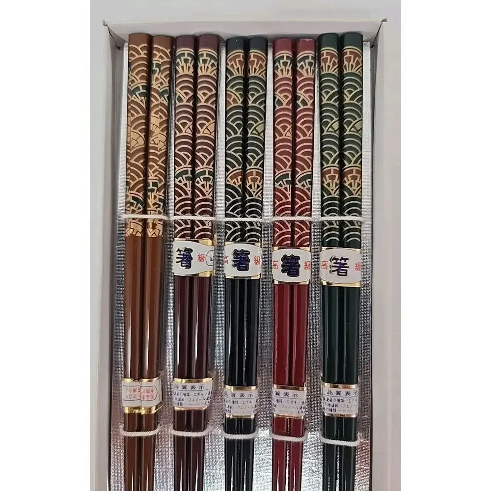 Vintage NOS Made In Japan 5 Pairs Chopsticks Lacquered Floral Pattern U308